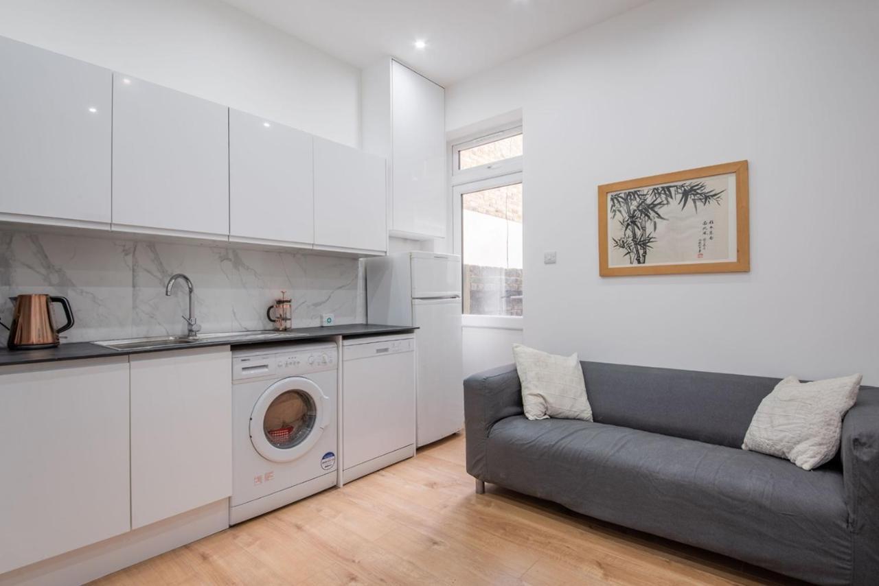 Appartamento Comfortable Flat In Hammersmith Londra Esterno foto
