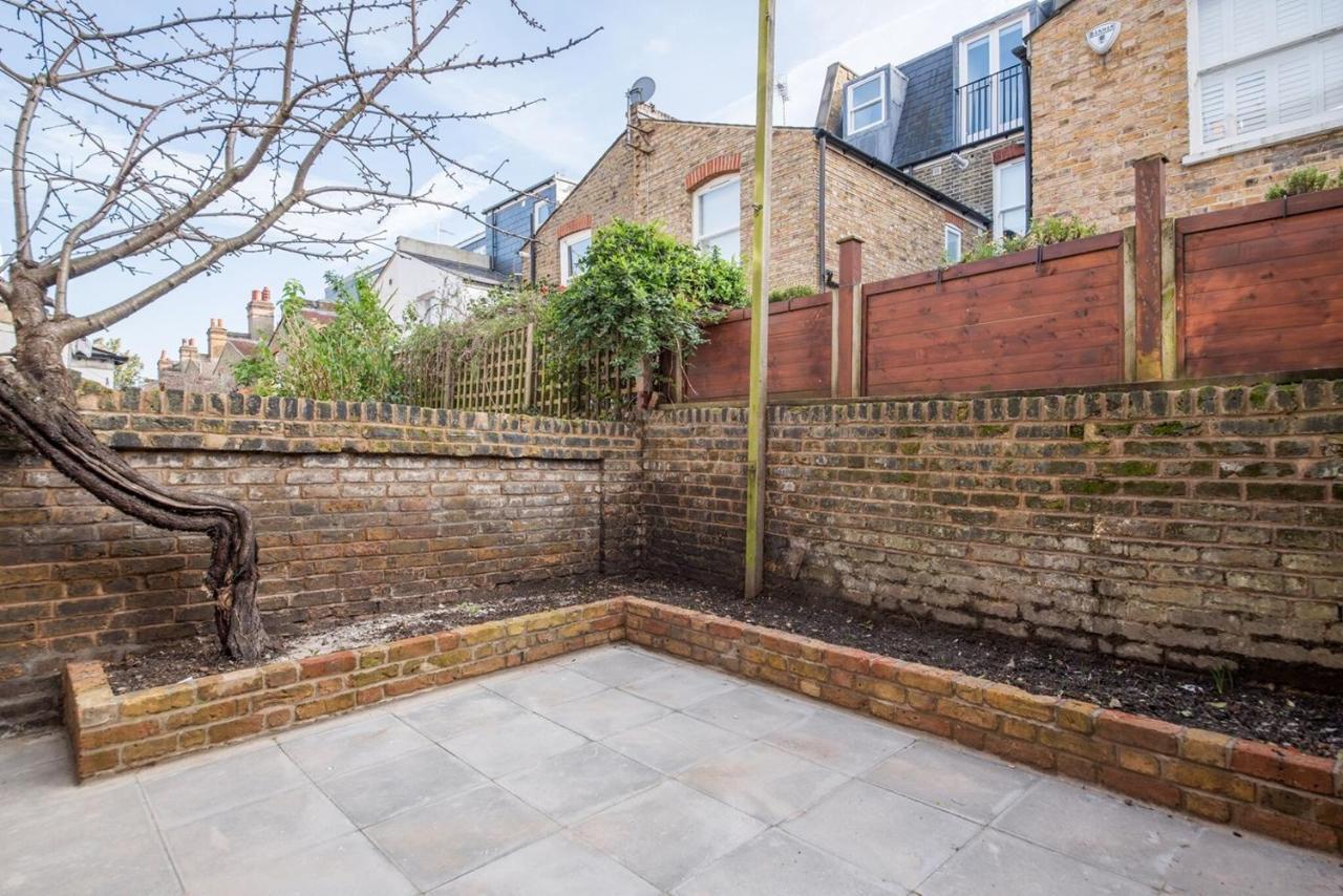 Appartamento Comfortable Flat In Hammersmith Londra Esterno foto